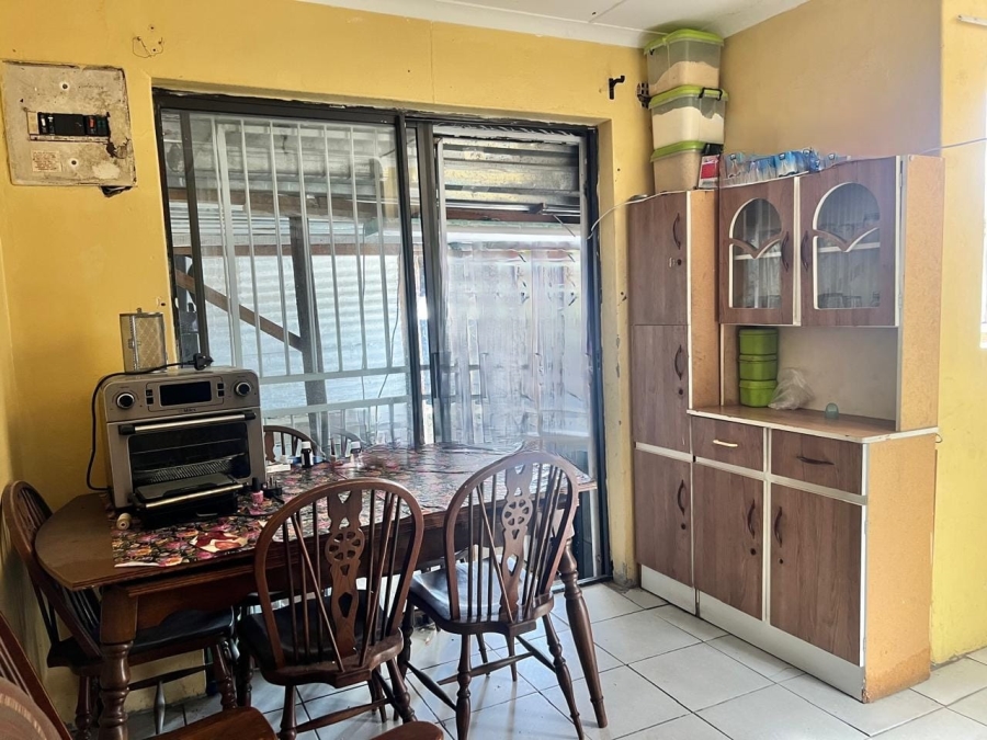 2 Bedroom Property for Sale in Malibu Village Western Cape